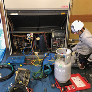 メンテナンスの様子