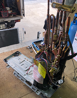 不良個所の修理・部品交換を行い、ベストな状態で販売します。